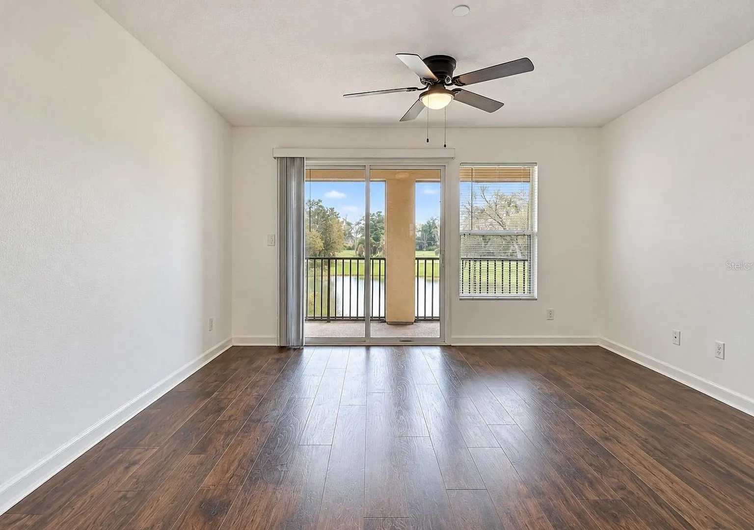 4887 Tuscan Loon Dr, Tampa, Fl 33619 — Photo 2