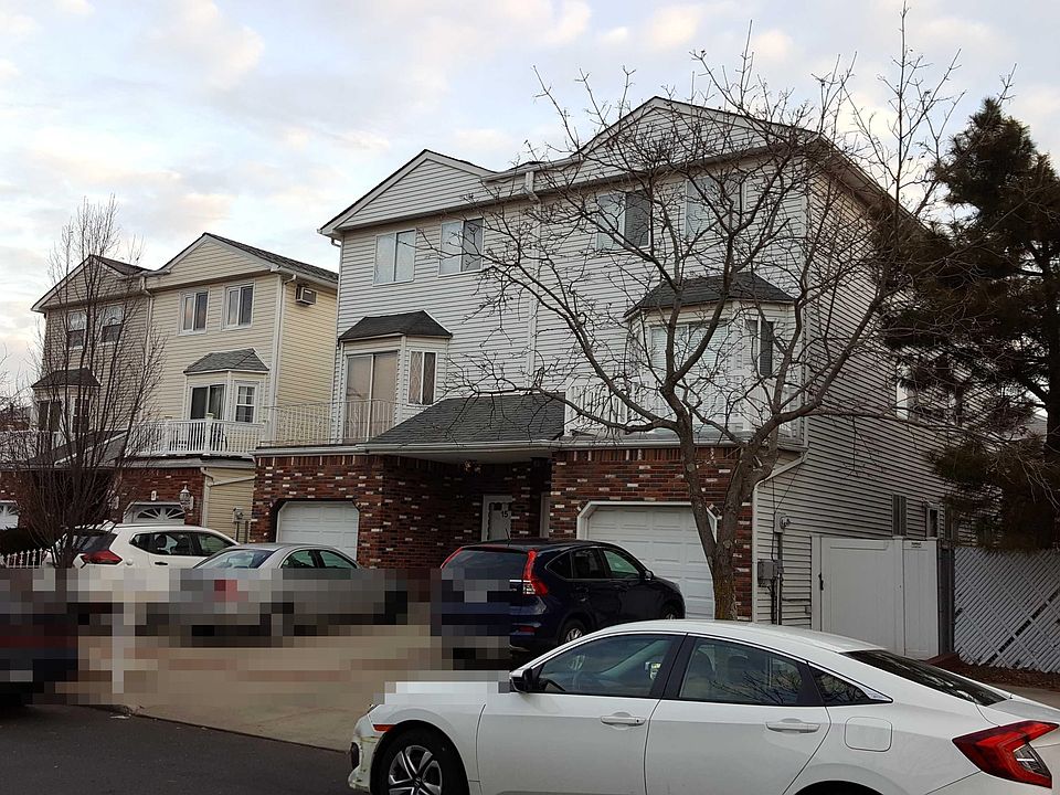 2nd image of 15 Blythe Pl