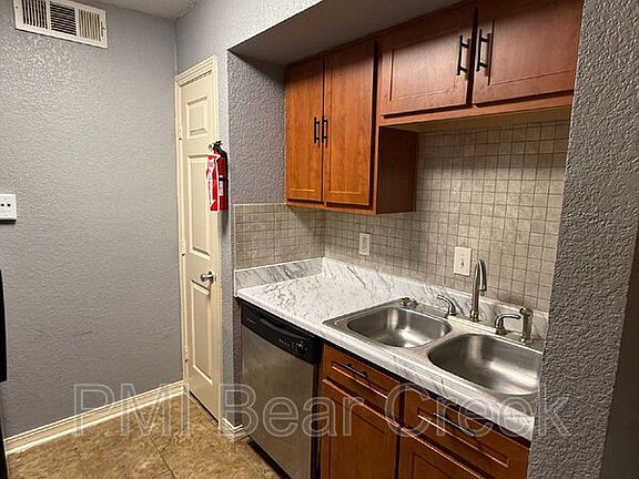 3rd image of 8100 Creekbend Dr APT 127