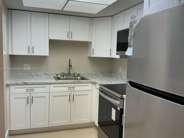 5530 NW 44th St APT 308C, Fort Lauderdale, FL 33319