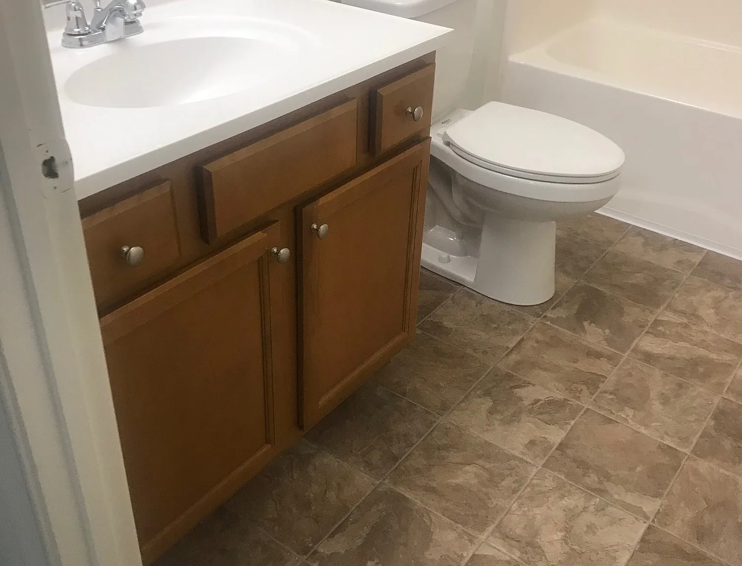 2 bed, 970 sqft, $1,625 — Photo 2