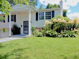 21 Sycamore Ln, Milton, PA 17847