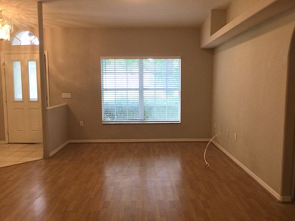 3rd image of 1520 Crazy Horse Dr
