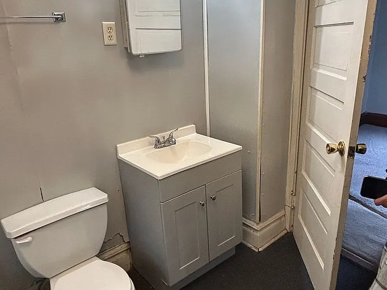 732 Denver St — Photo 3
