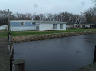 9069 Riverview Ln, Fremont, WI 54940