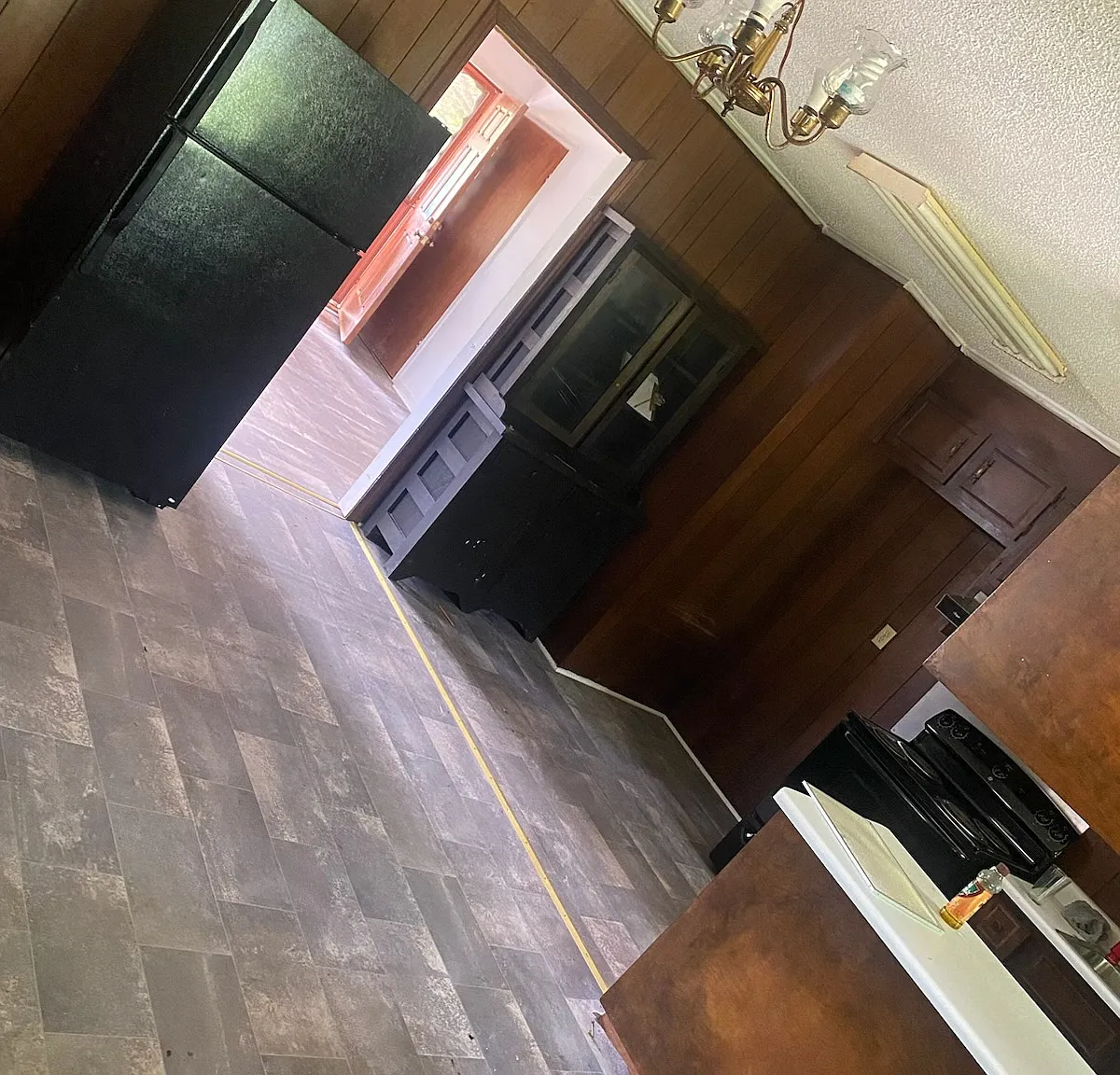 4 bed, 2000 sqft, $1,190 — Photo 4