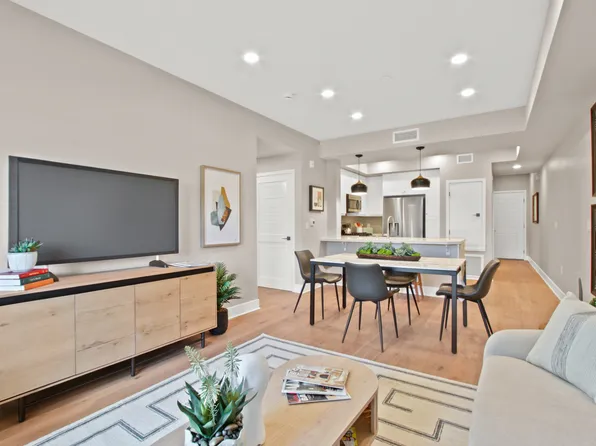 Plan C Plan, La Sevilla