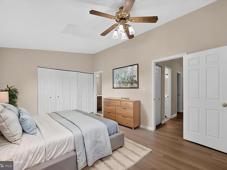 55 Oak Crest Ct — Photo 20