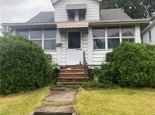 1559 Clermont Rd, Cleveland, OH 44110