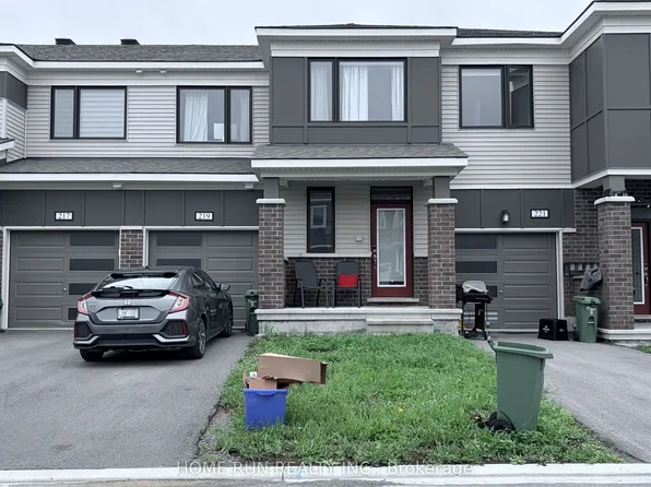219 Billrian Cres, Ottawa, ON K2S 3A6