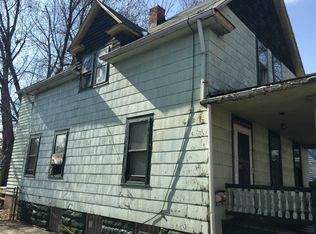 13600 Beaumont St, East Cleveland, OH 44112