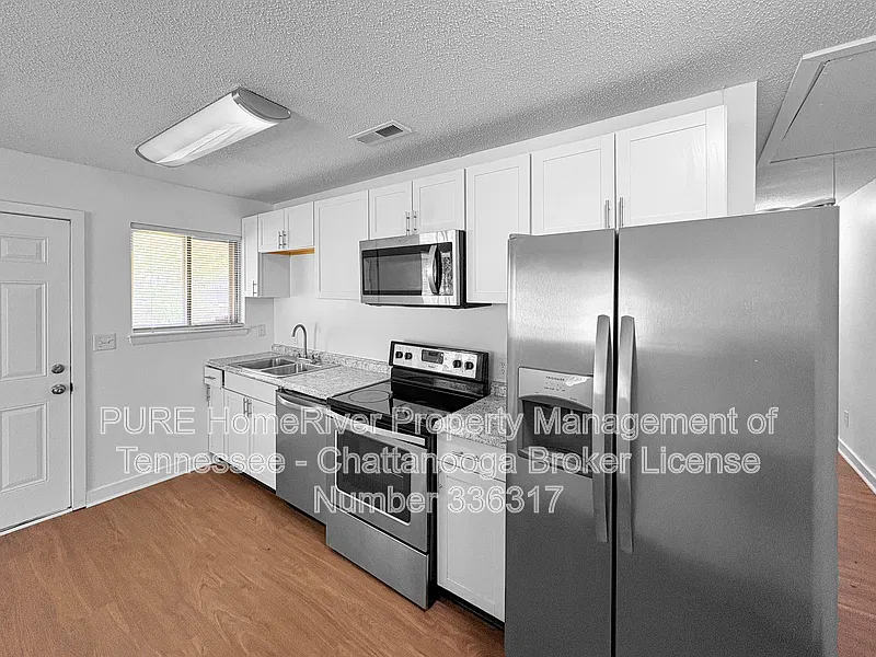 2 bed, 1.0 bath, 860 sqft, $1,100 — Photo 2