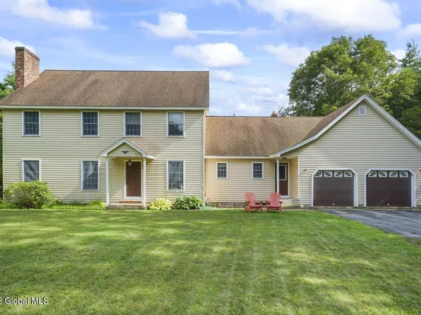 86 McDougal Lake Road, Cossayuna, NY 12823