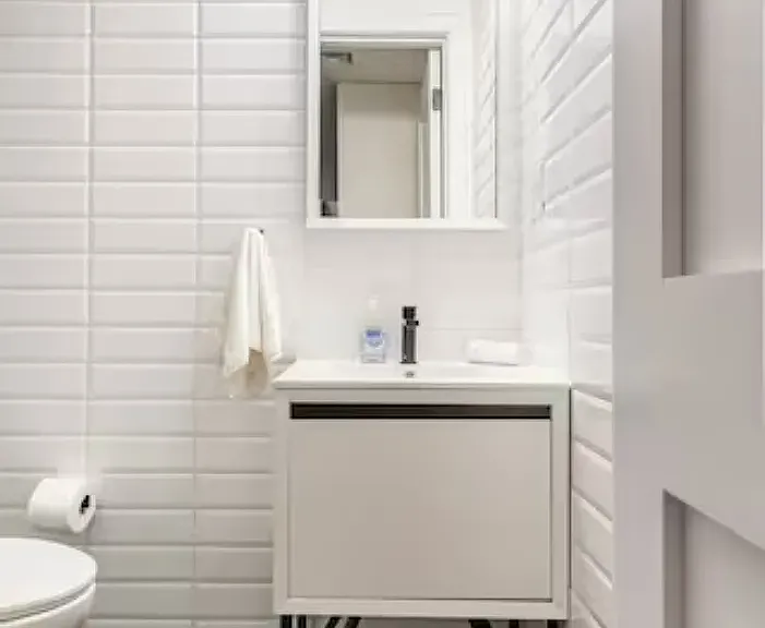 546 Monroe St #3 — Photo 7