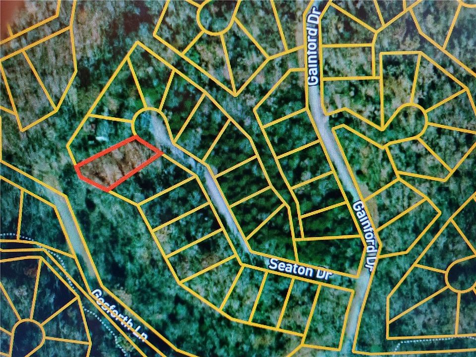 1st image of Seaton Dr #16