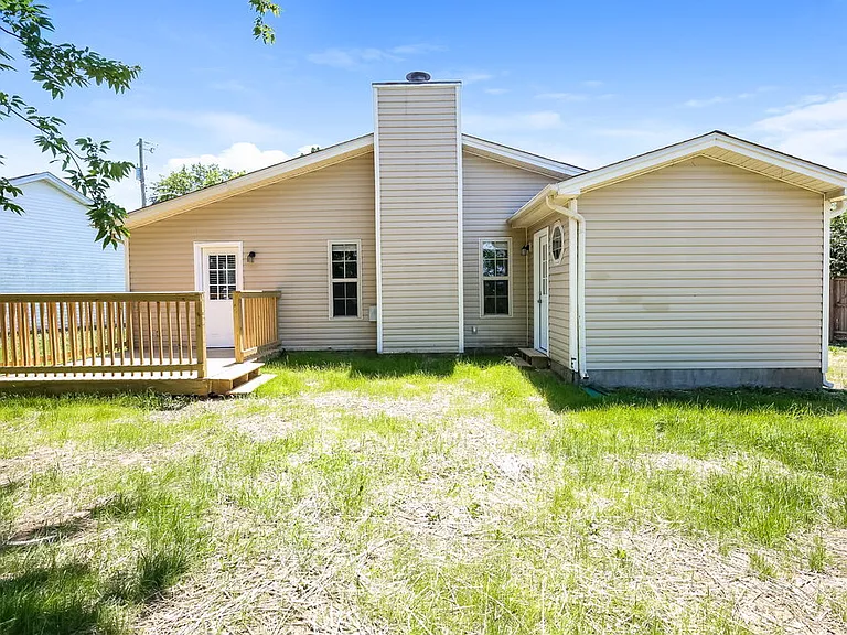 722 Lou Gehrig Cir — Photo 16