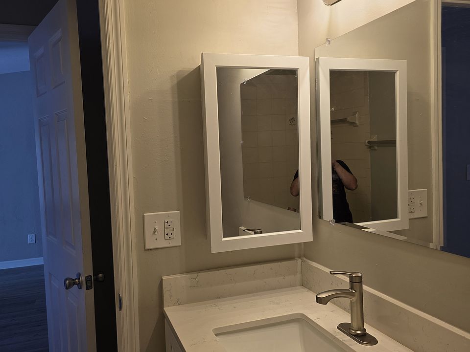 1st image of 514 SE 7th Street 101 #102-103-104