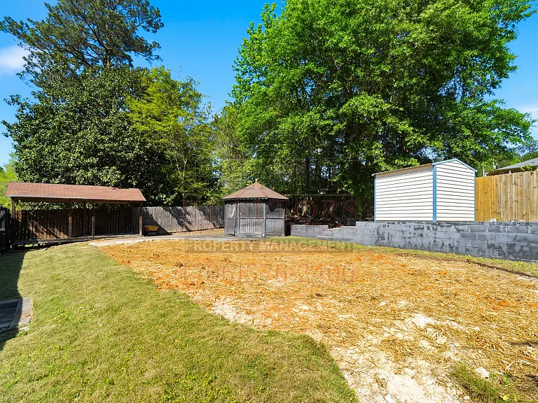 520 Asa Dr — Photo 35