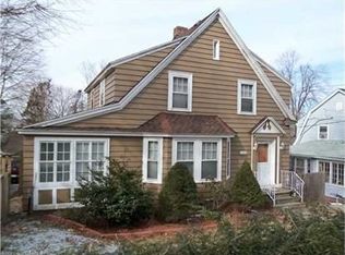 661 Willow St, Waterbury, CT 06710