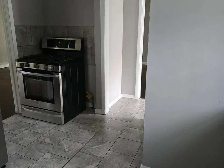 15996 Ravine Dr #HOUSE — Photo 8