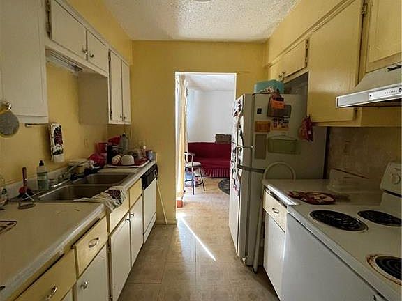 5th image of 12 Redbud Ln #12