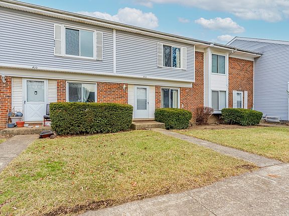 2nd image of 408 Colony Ct