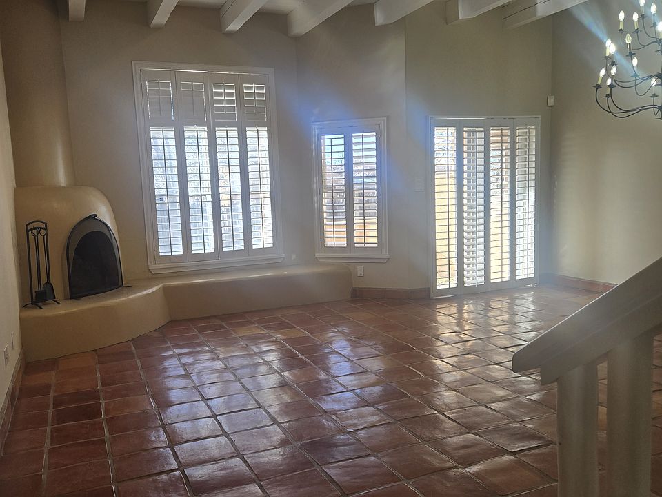 1st image of 759 W Manhattan Ave APT 4