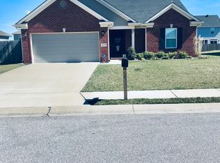 3114 Sandstone Ct, Newburgh, IN 47630