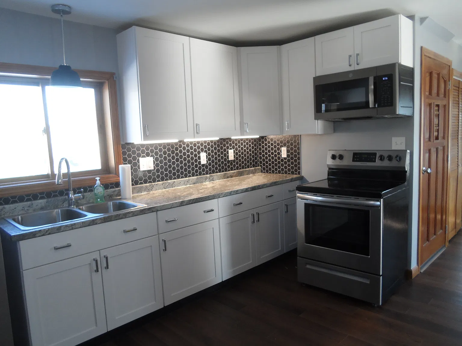 59-59B Chestnut St — Photo 1