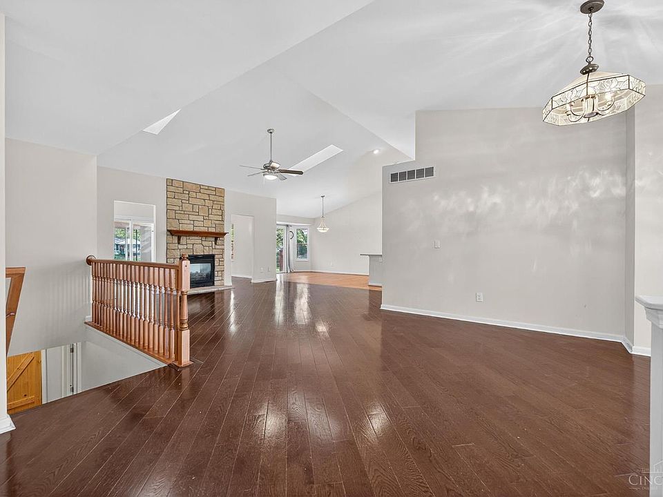 2nd image of 7879 Plantation Dr