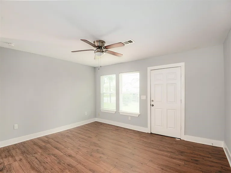 7815 Jester St — Photo 6