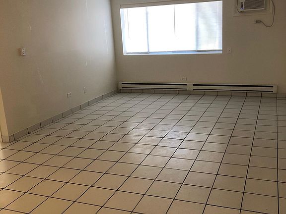 2nd image of 816 Perry Dr #1A