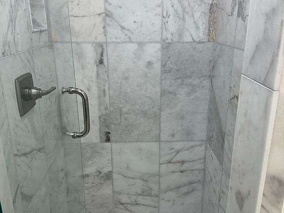 3rd image of 7303 Winthrop Way