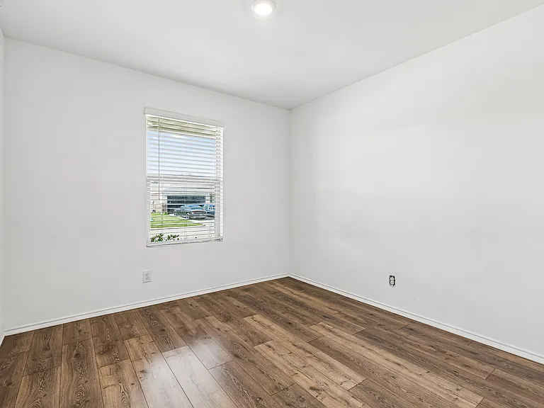 1631 Rosy Finch Dr — Photo 19