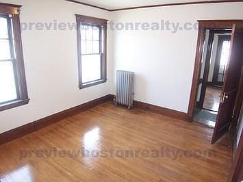 1st image of 72 Belmont St