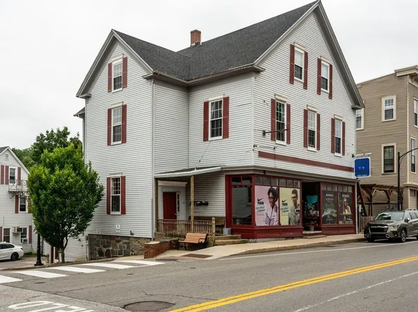 141 Main Street, Newmarket, NH 03857