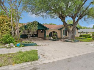 7111 Forest Mont St, San Antonio, TX 78240