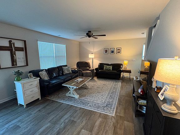 3rd image of 21 Seabiscuit Ct