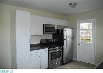5th image of 731 Brookdale Dr