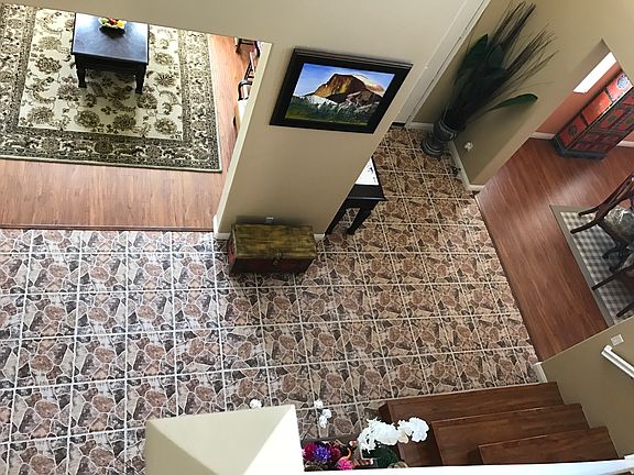 3rd image of 30140 Cheveley Park St