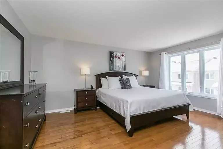 2267 Silverado Cres #1A — Photo 11