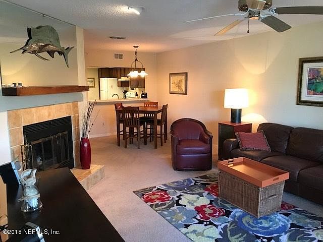 1st image of 123 Cranes Lake Dr
