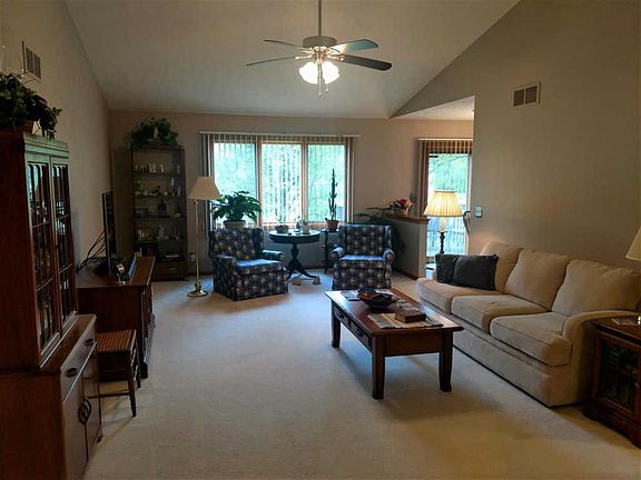 3rd image of 4131 Brookwood Dr