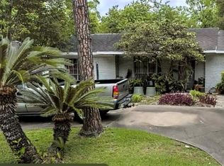 5517 Newcastle St, Bellaire, TX 77401