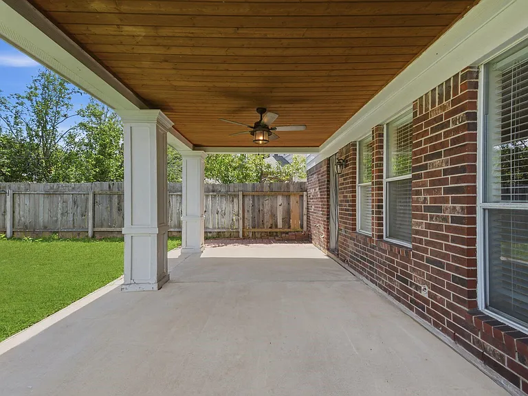 3126 Waters View Dr — Photo 47