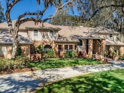 883 Royal Birkdale Dr, Tarpon Springs, FL, 34688