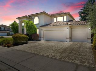 633 Amethyst Dr, Ripon, CA 95366