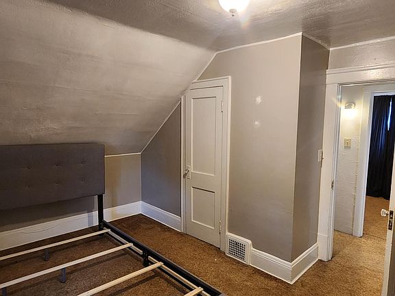 2nd image of 476 Stetler Ave