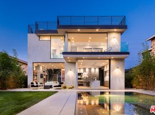 1421 Walgrove Ave, Los Angeles, CA 90066