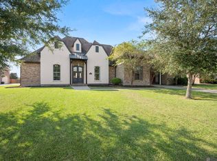6447 Coushatta Dr, Gonzales, LA 70737